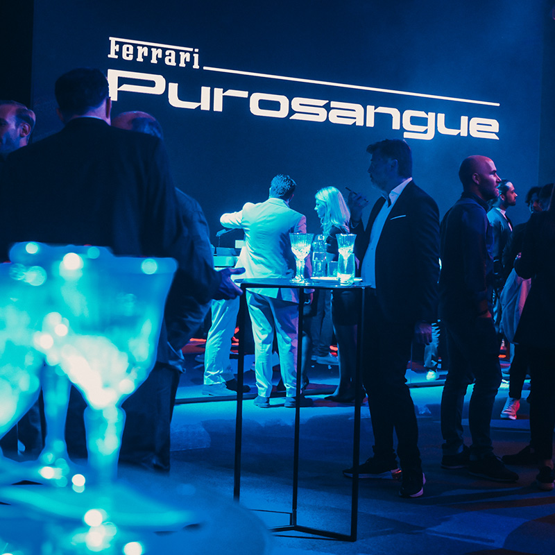 die erste Europapremiere des Ferrari Purosangue außerhalb Italiens