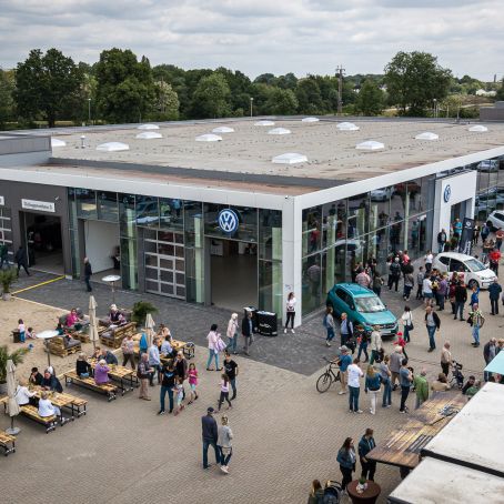 Auto Schmeink Autohaus Neueroffnung Foto Ben Ott 92