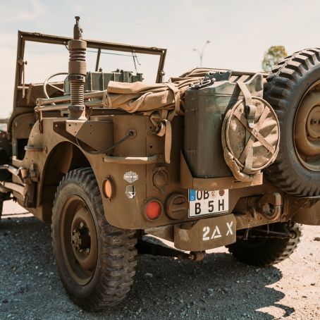 10  Willys Jeep  30. Juli 2020  www.benott.de  LEICA SL2