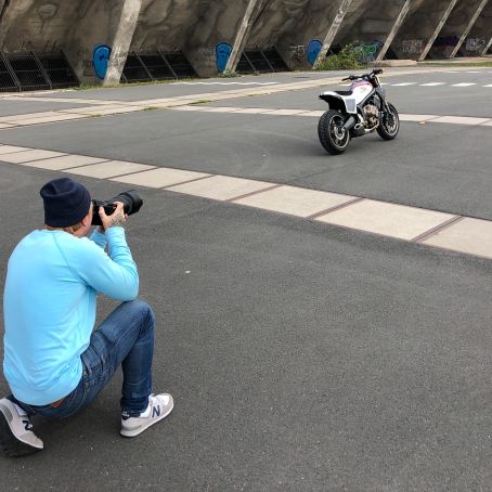 4  Honda CB650R Backstage  25. September 2020    iPhone 8 Plus