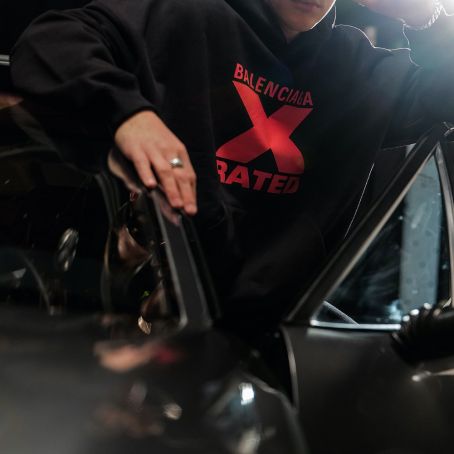 Wear Wolf Shooting by BEN OTT 1118