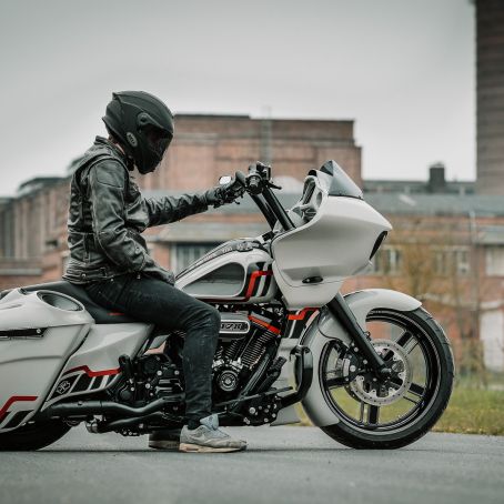 4 KODLIN FCK Road Glide  30. April 2021 Ben Ott DC S5