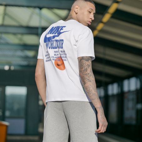 219 DEFSHOP Nike Shooting by BEN OTT 30. Mai 2021 Ben Ott  DC S5
