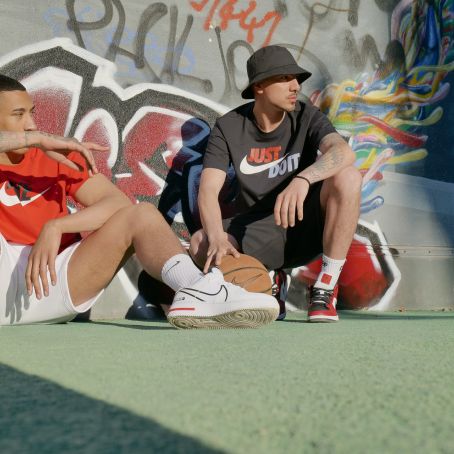 282 DEFSHOP Nike Shooting by BEN OTT 30. Mai 2021 Ben Ott  DC S5