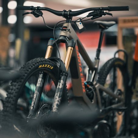 8 store  r  ben ott film 01. maerz